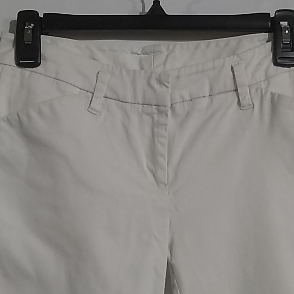 New York & Co Capri Size 2 - Picture 2 of 6